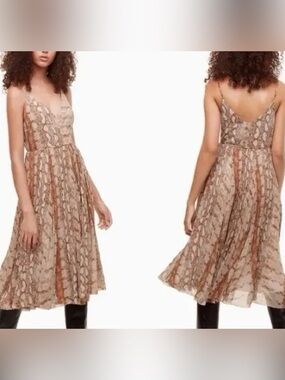 Aritzia Wilfred Snake Print Pleated Wrap Dress Size Medium